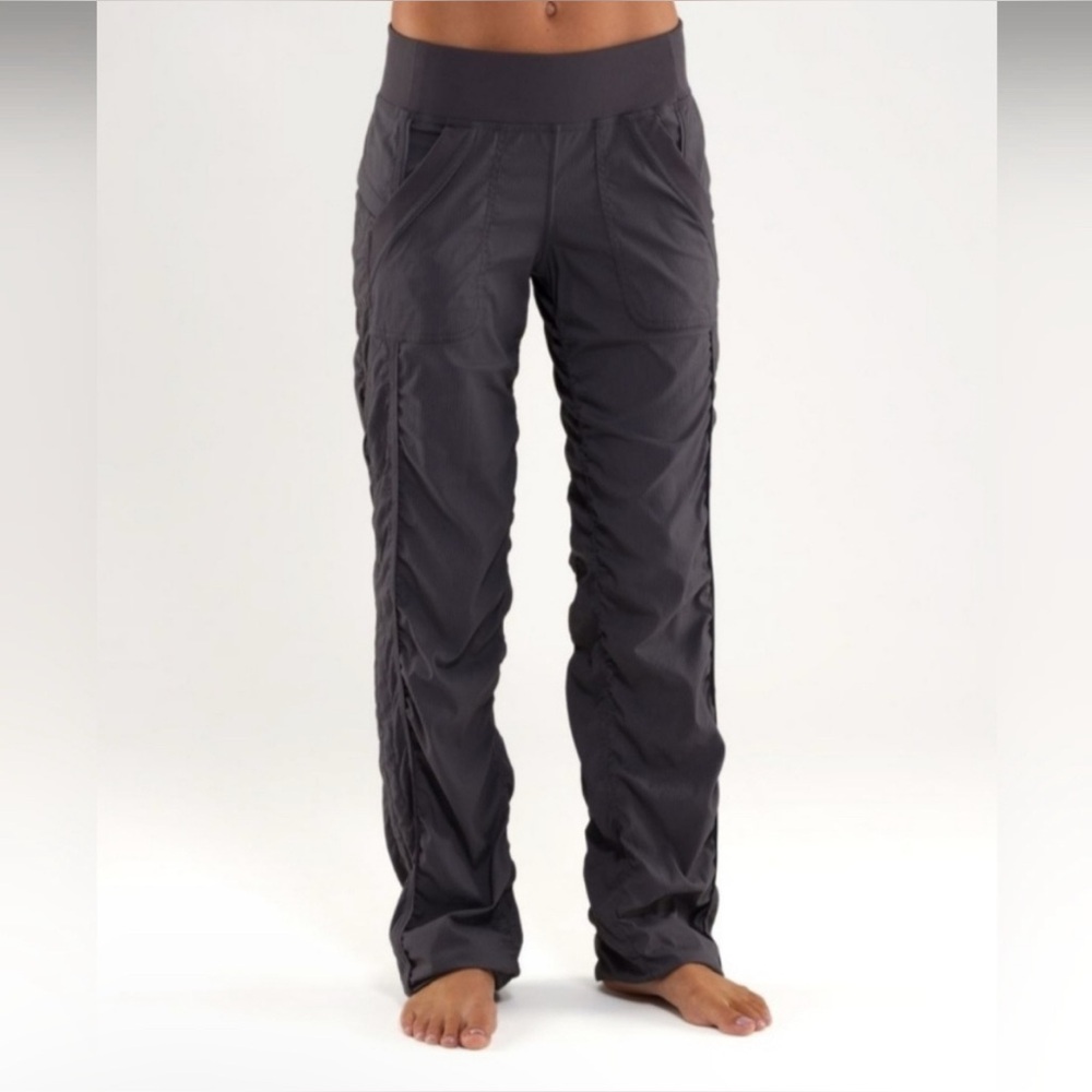 Lululemon Quickly Step Pant with Cinchable Hem - Black size 2